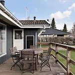R951-rodvig-stevns-strandlaugsvej-17 * Rødvig